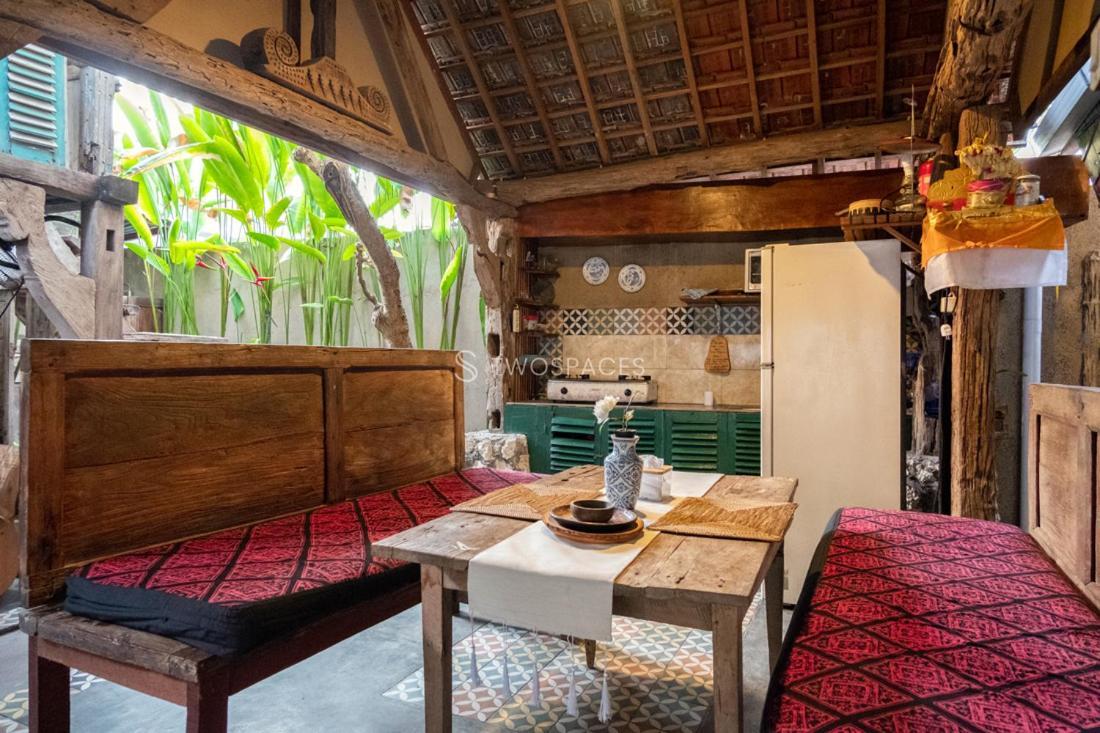 Kayu Beach Villa By Twospaces, Nusa Dua Beach Exterior foto